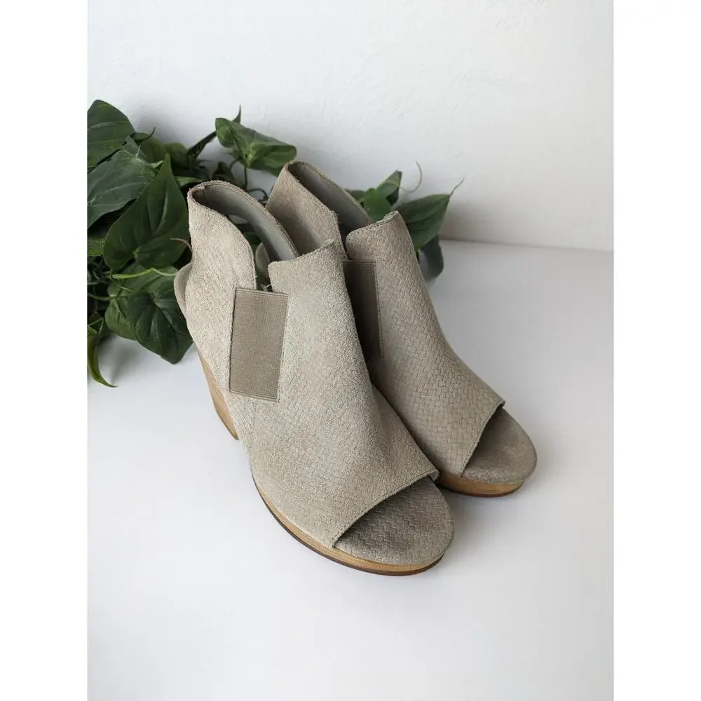 Eileen Fisher Boots Suede Peep Toe Slingback Textured Taupe Boho Fall Size 7